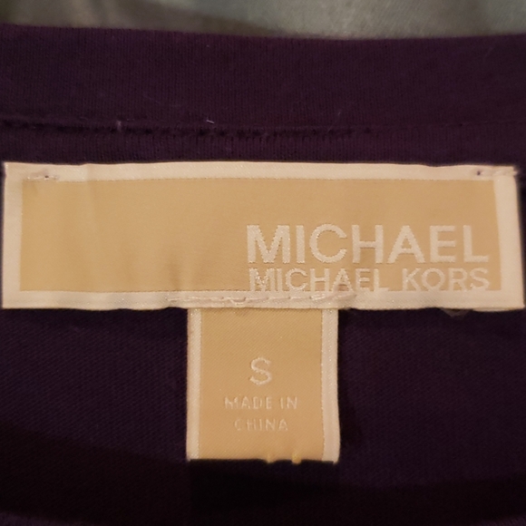 MK Top with Ruffles - Picture 4 of 4